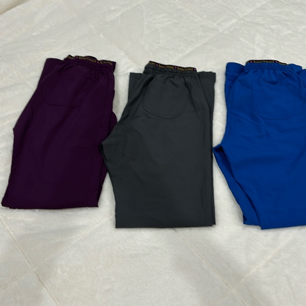 💗 3 PAIR HeartSoul Scrub Pants 💗